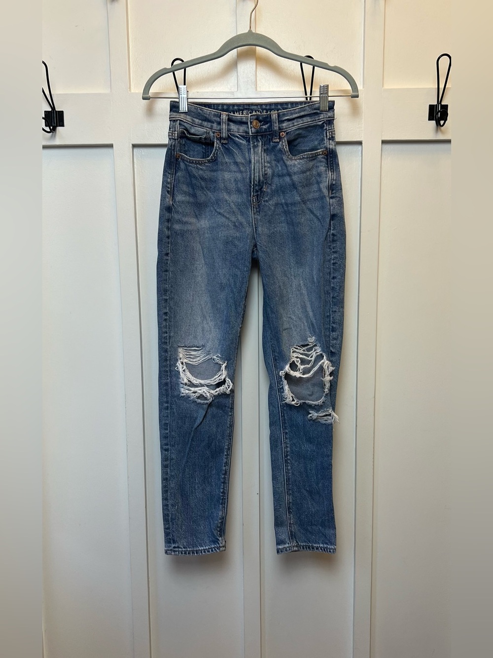 American Eagle Mom Jeans Size 00 Short Mid Rise Distressed Blue Denim Stretch